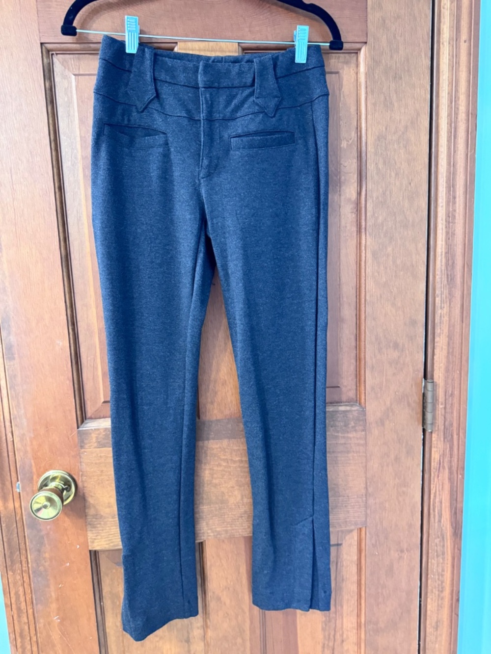 Cabi Charcoal Gray Dress Pants Size 0 Straight Leg Pointed Belt Loops